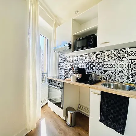 Apartment Hyper-centre : Confort - 4 P - Wifi