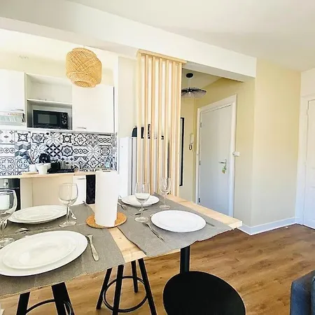 Apartment Hyper-centre : Confort - 4 P - Wifi *